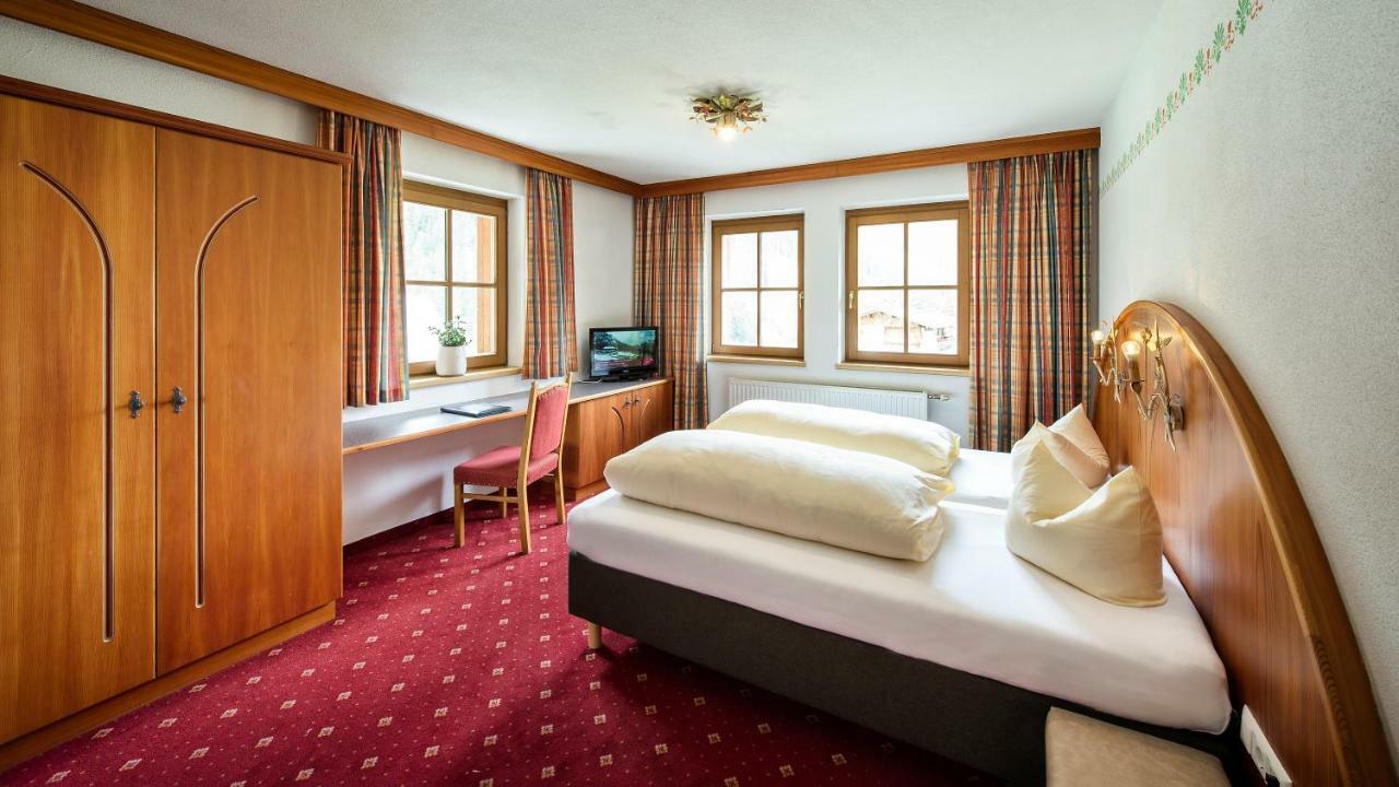 Aparthotel Lärchenheim Neustift im Stubaital Exterior foto